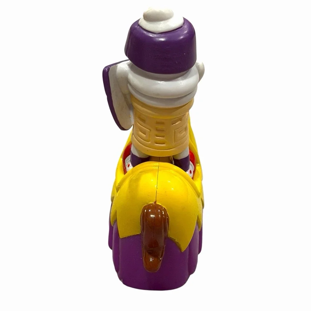 Y2K VTG Dairy Queen 2001 Knights of DQ Dilly Ice Cream Cone Horse Figure